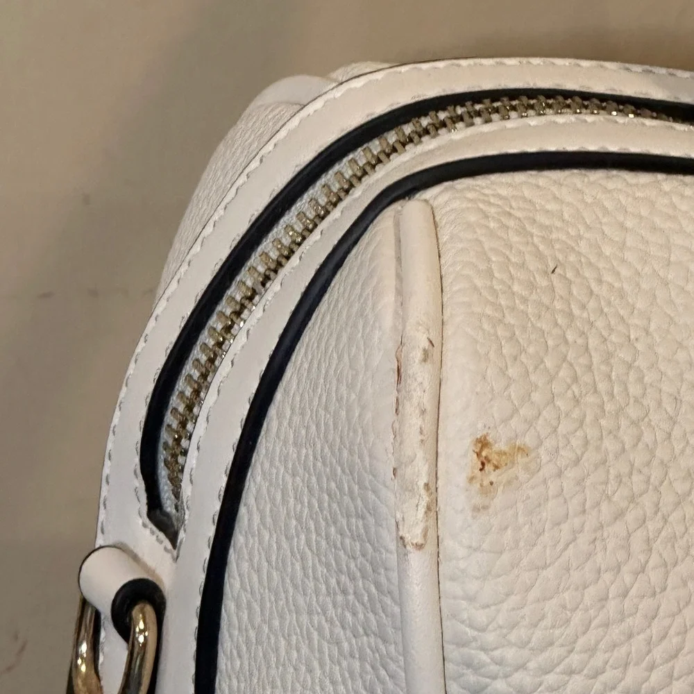 Michael Kors White bedord legacy purse with strap